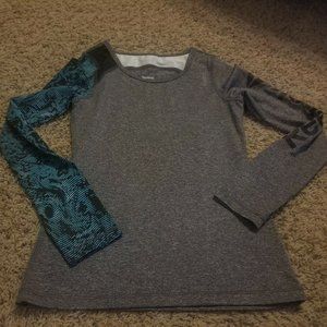 REEBOK GRAY AND BLUE SHIRT SZ M NWOT